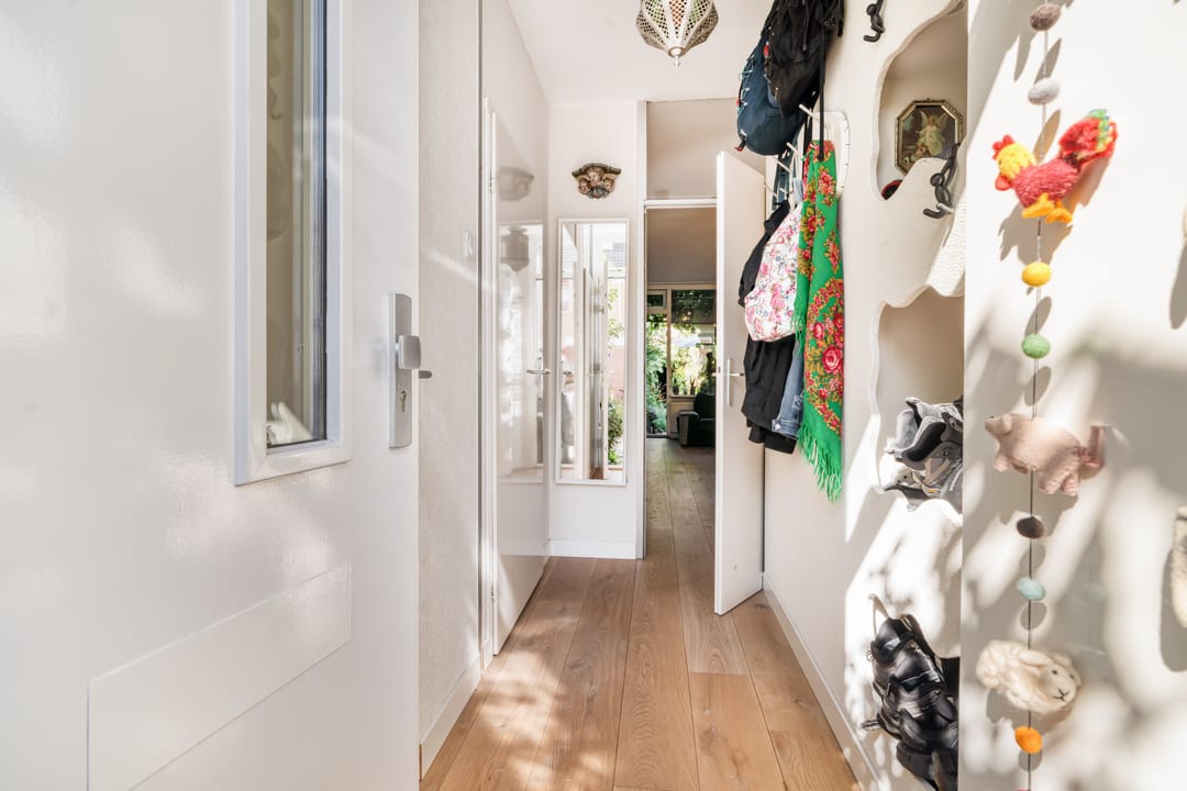 Photo 8 of Bizetstraat 34