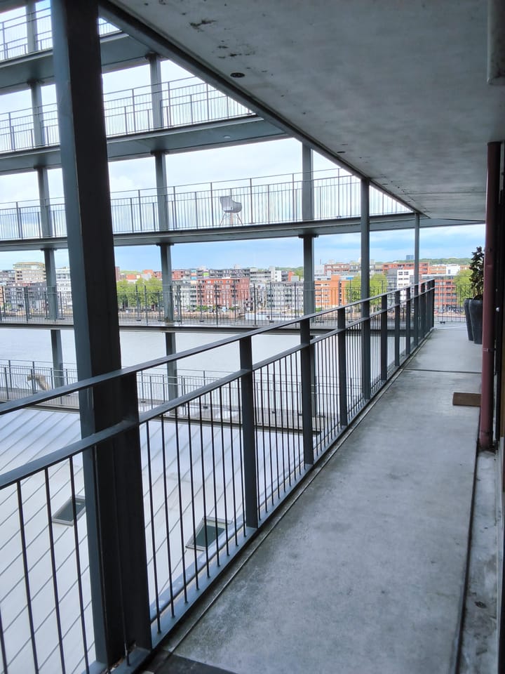 Appartement te huur: Waagdragerhof 152, Amsterdam