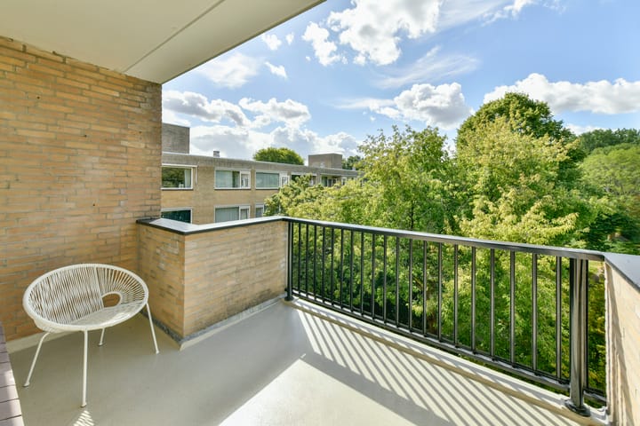 Appartement te koop: Gijsbrecht van IJselsteinstraat 209, Amsterdam