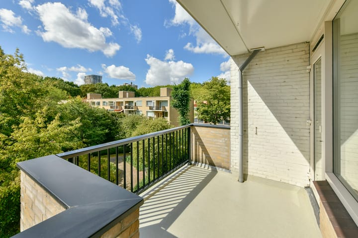 Appartement te koop: Gijsbrecht van IJselsteinstraat 209, Amsterdam