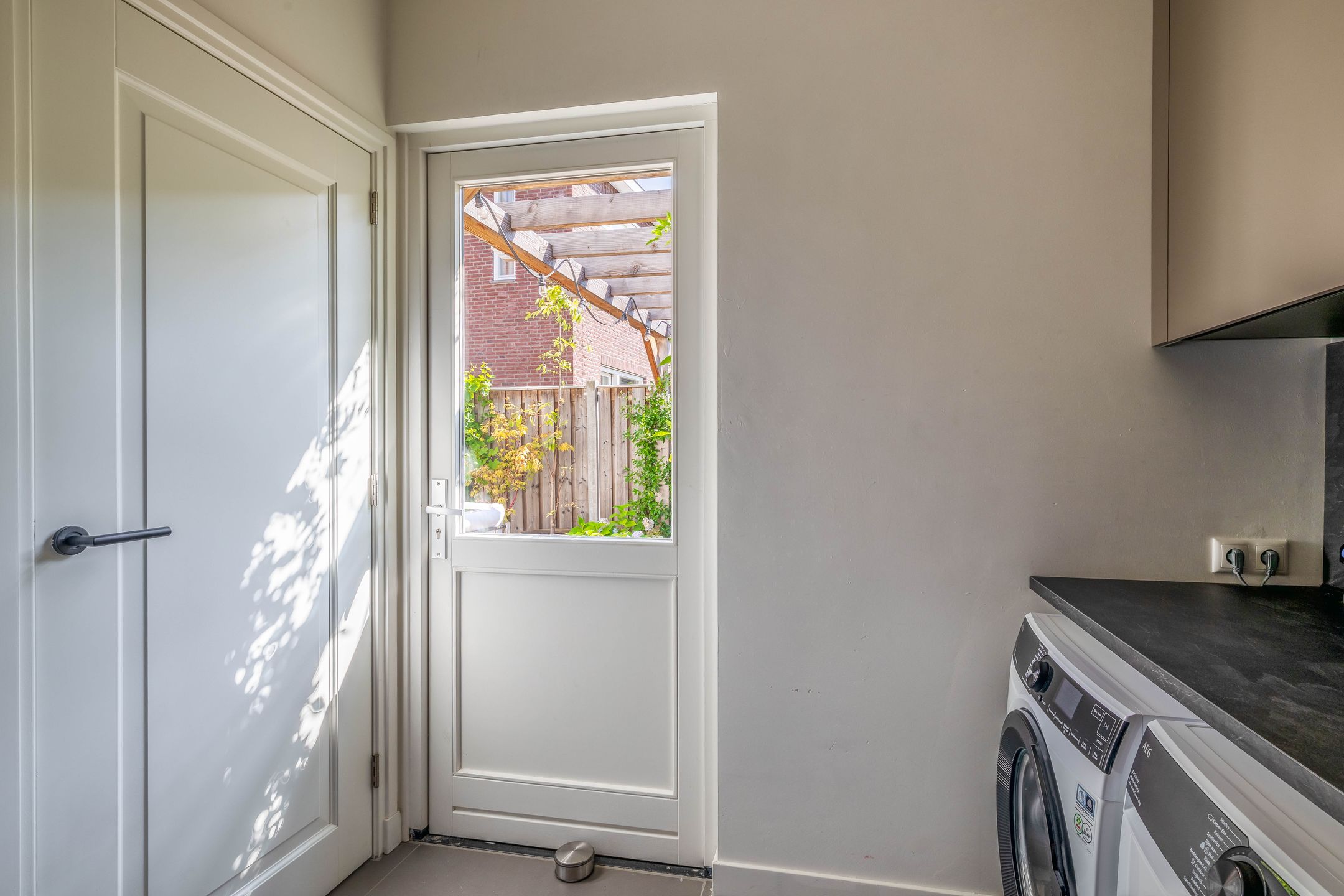 Photo 21 of St Rochusstraat 51