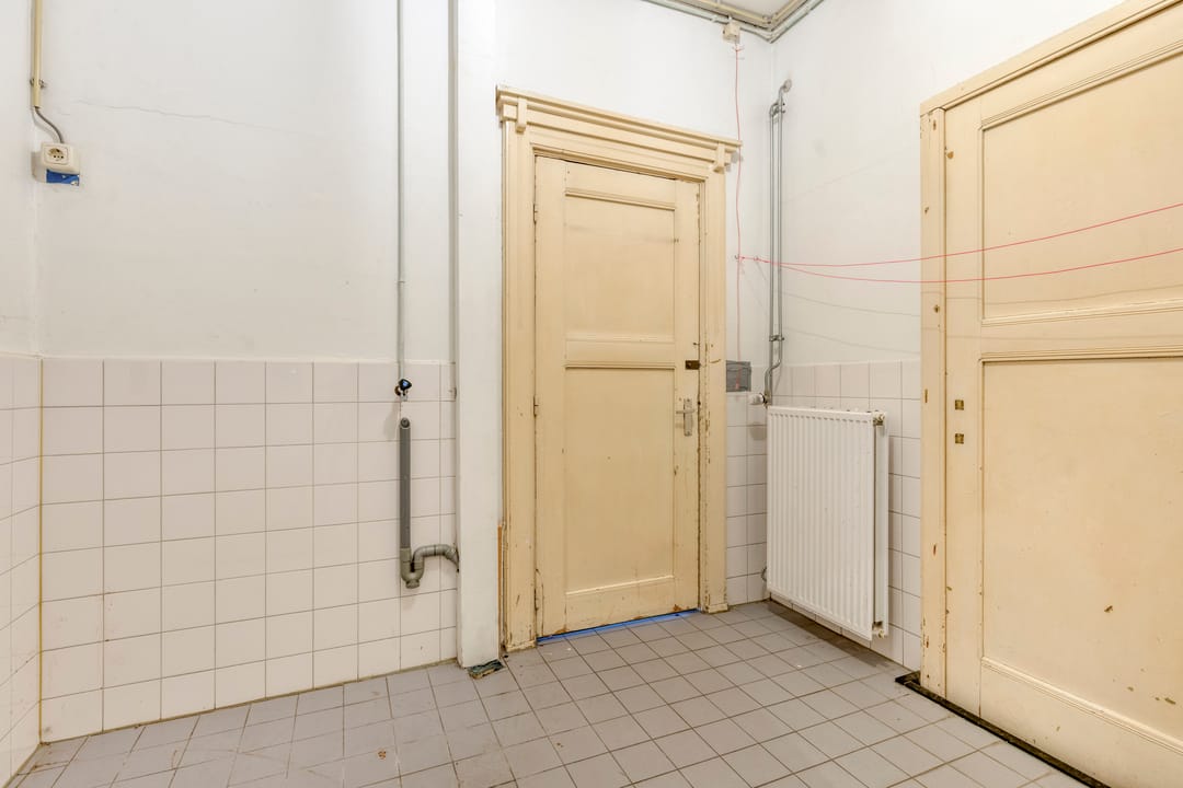 Photo 32 of Brugstraat 2