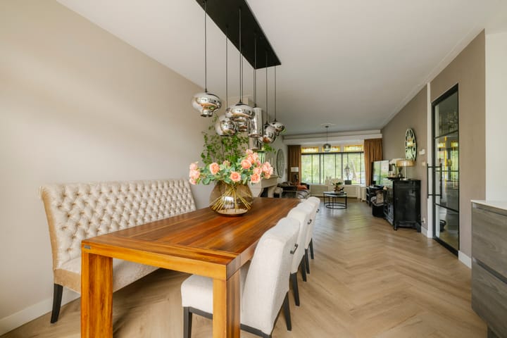 Tussenwoning te koop: Lodewijk van Deyssellaan 196, Haarlem