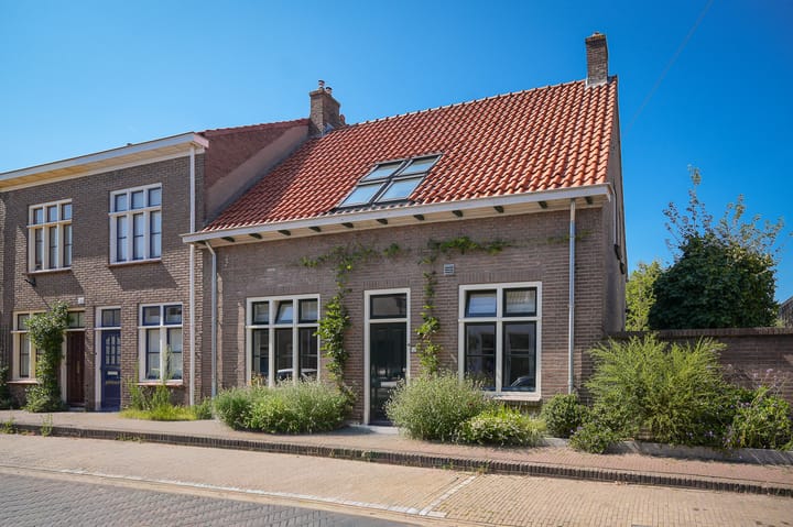 Photo 2 of Heilige Geeststraat 19