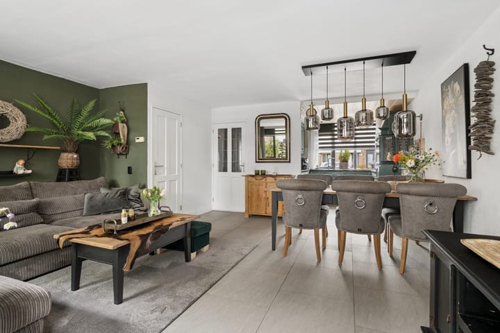 Tussenwoning te koop: Pieternel Koomansstraat 19, Breda