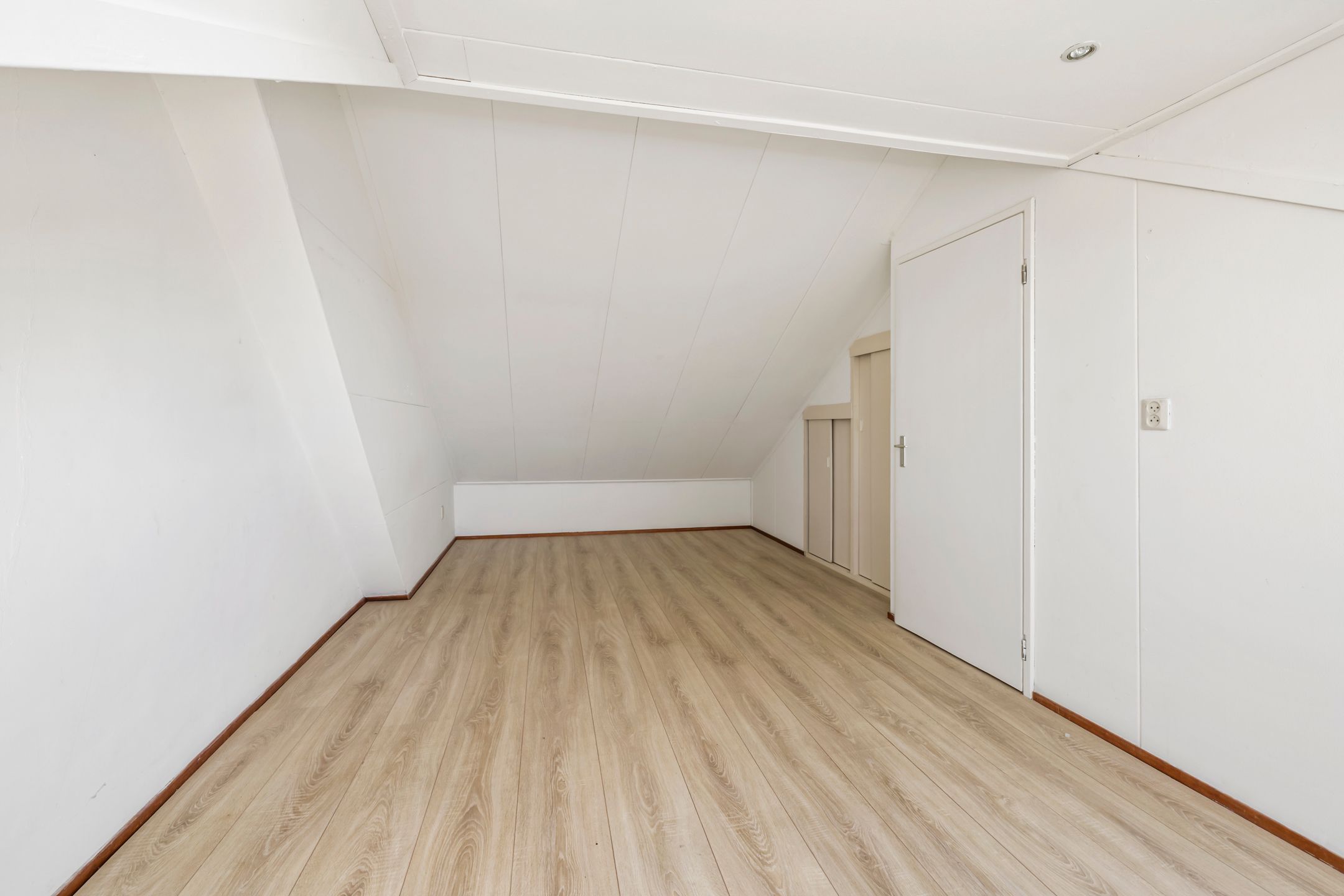 Photo 18 of Berlagelaan 207