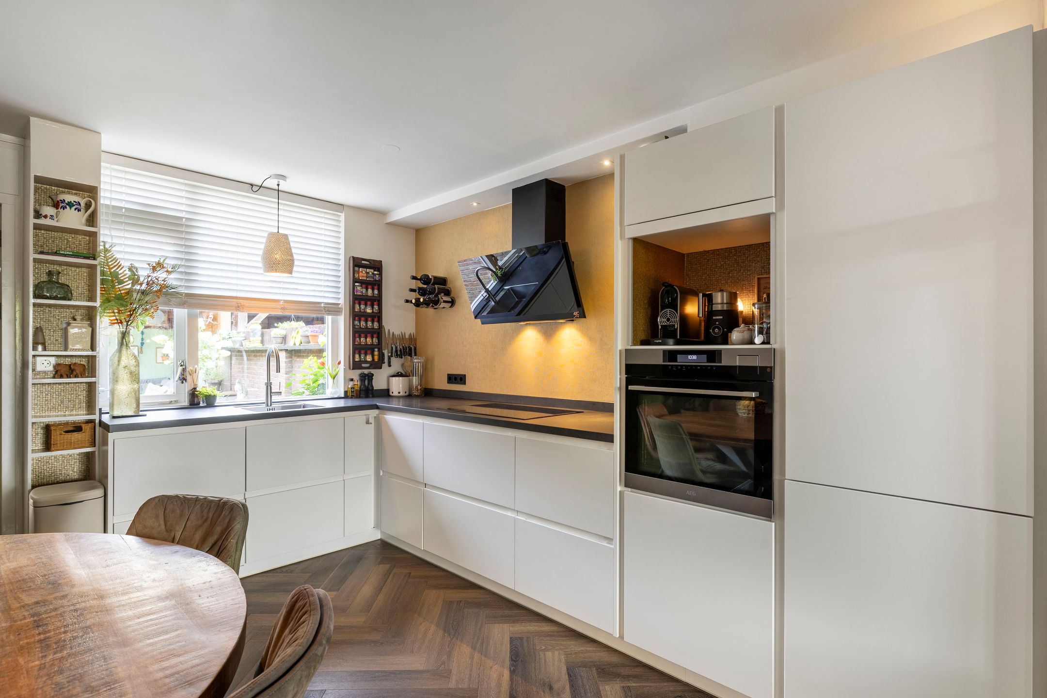 Photo 12 of Paulus Potterstraat 21