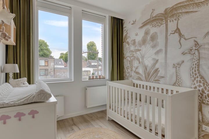 Tussenwoning te koop: Almystraat 76, Oisterwijk