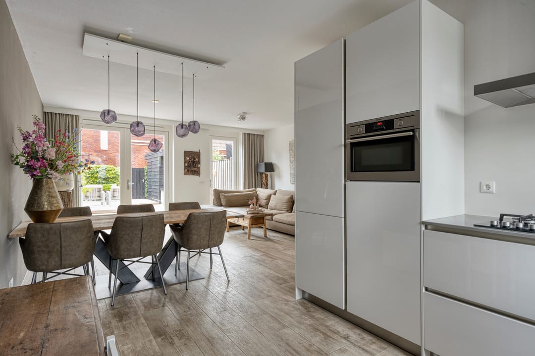 Photo 13 of Almystraat 76