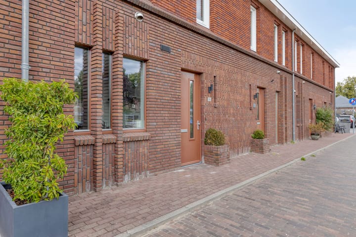 Foto 2 van Almystraat 76