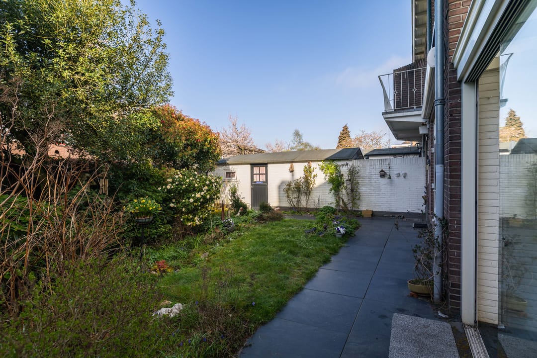 Foto 43 van Van Oldenielstraat 3