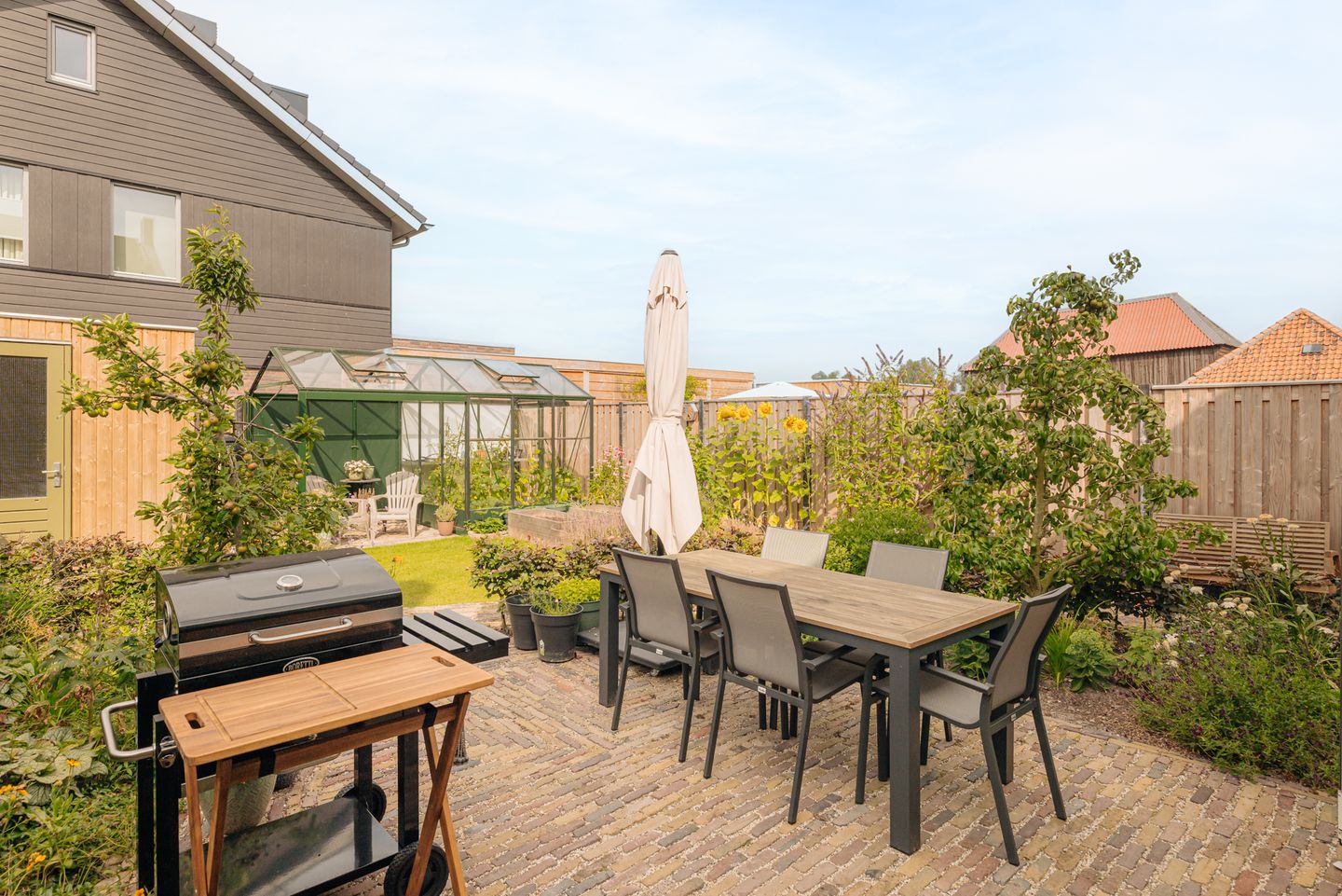 Photo 14 of Noordeinde 61