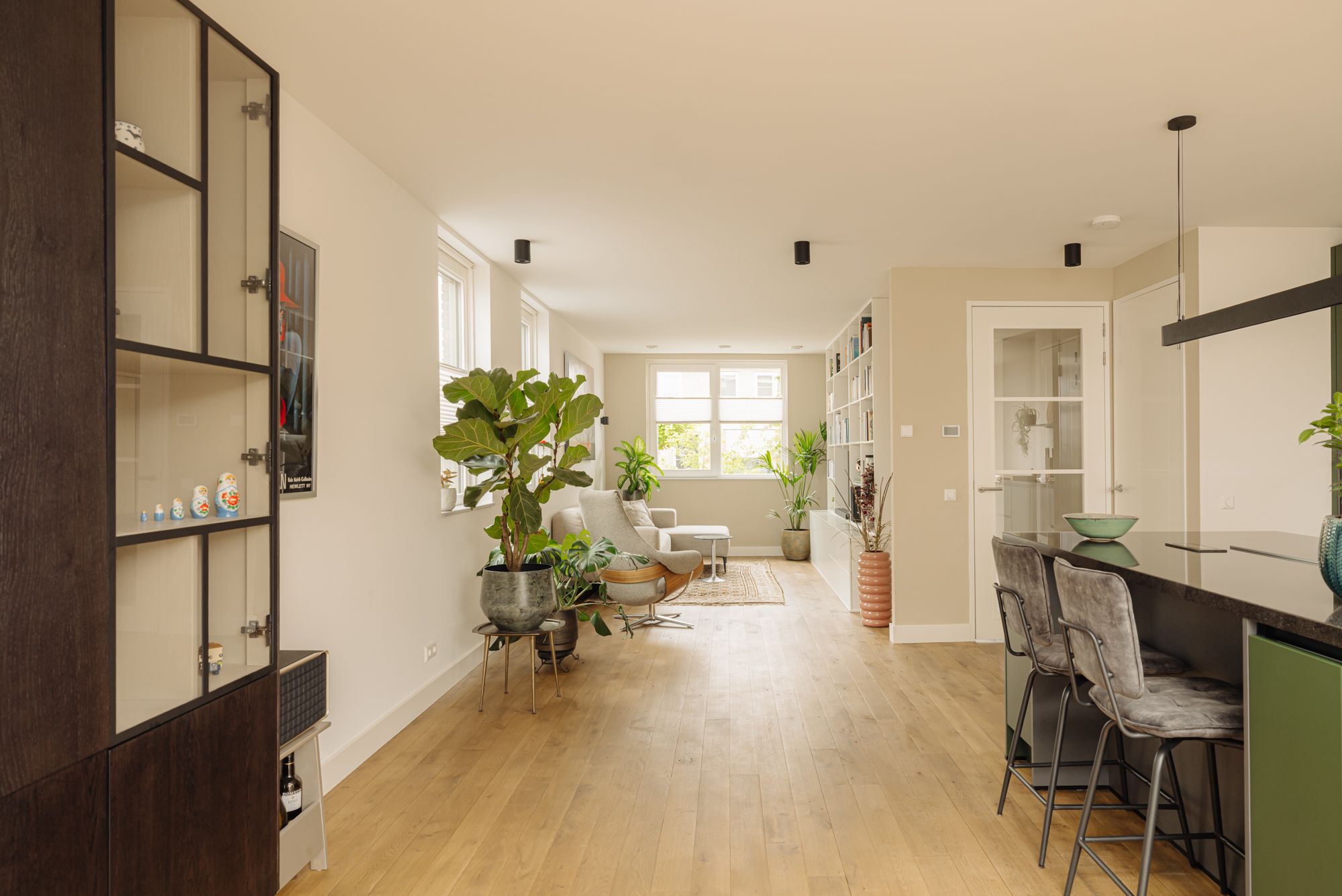 Photo 9 of Noordeinde 61