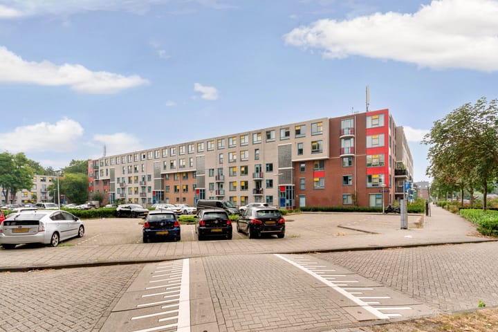 Studio te koop: Wethouder De Roosplein 64, Amsterdam