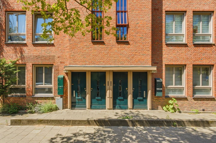 Photo 4 of Jan den Haenstraat 27-2