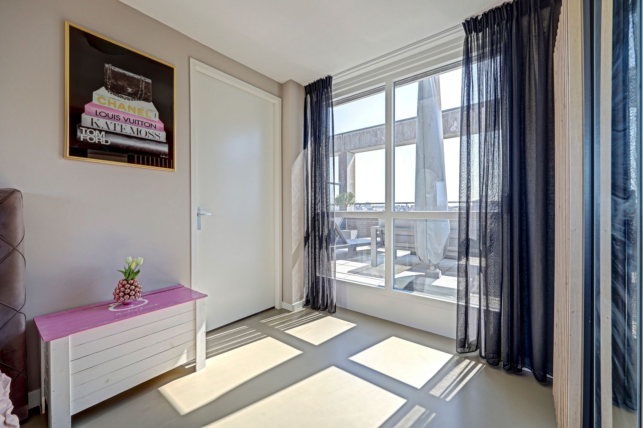 Photo 42 of Maasboulevard 10