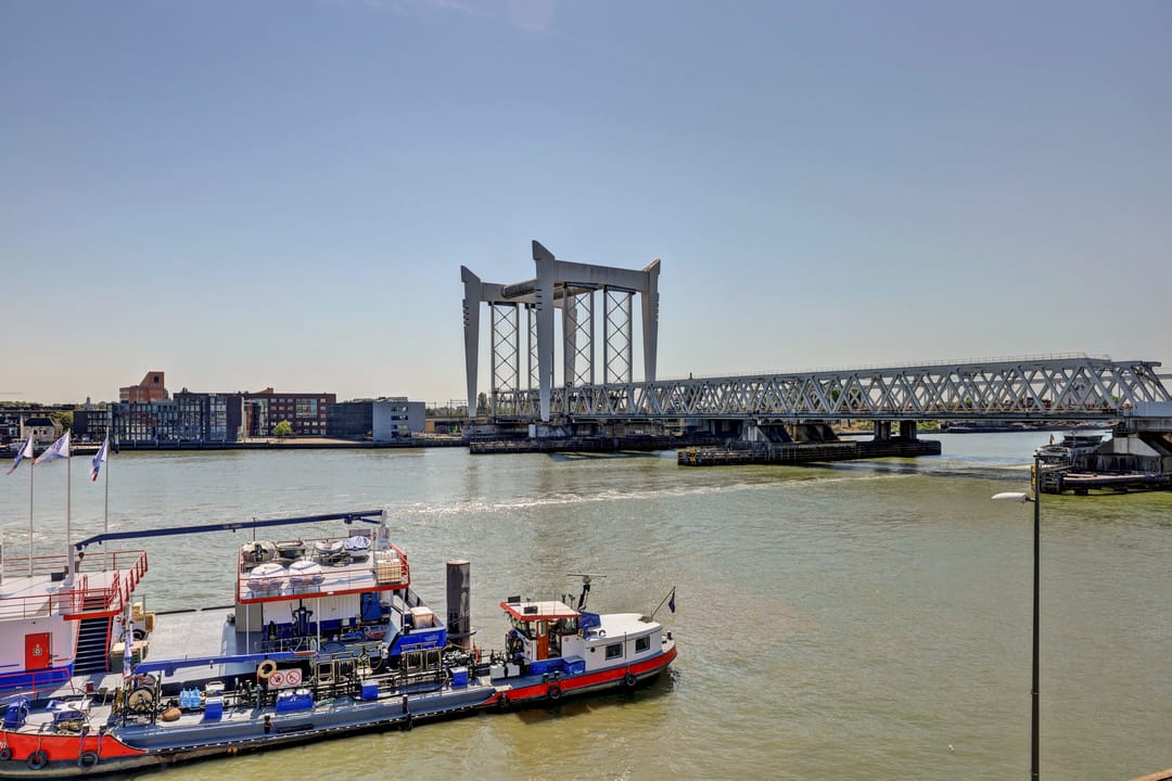 Photo 46 of Maasboulevard 10