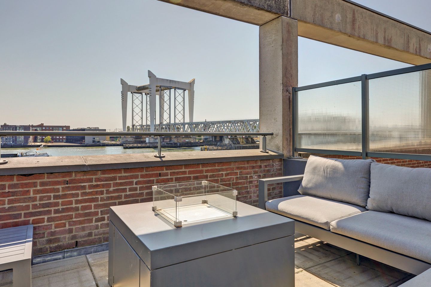 Photo 4 of Maasboulevard 10