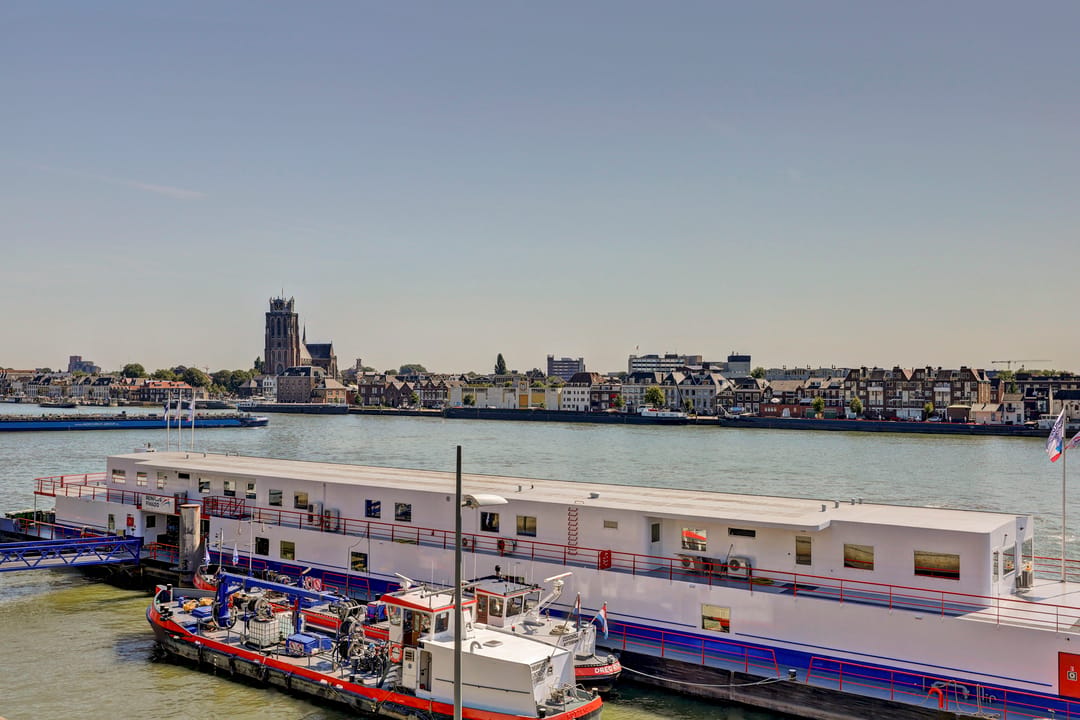 Photo 52 of Maasboulevard 10