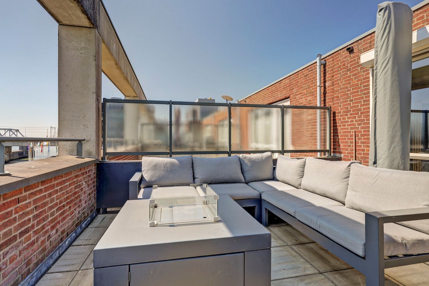 Photo 49 of Maasboulevard 10