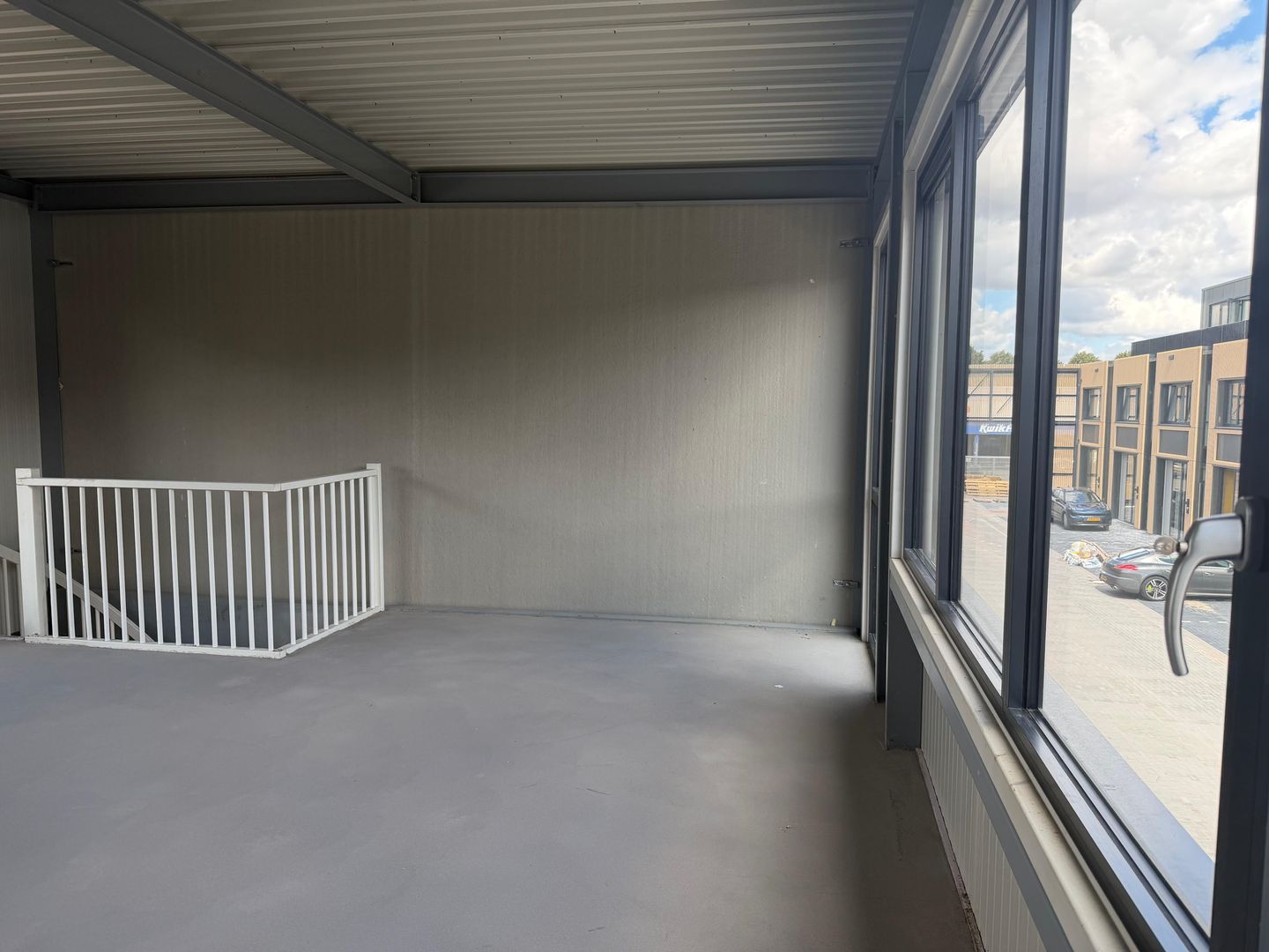 View photo 5 of Jan Rebelstraat 19-G13