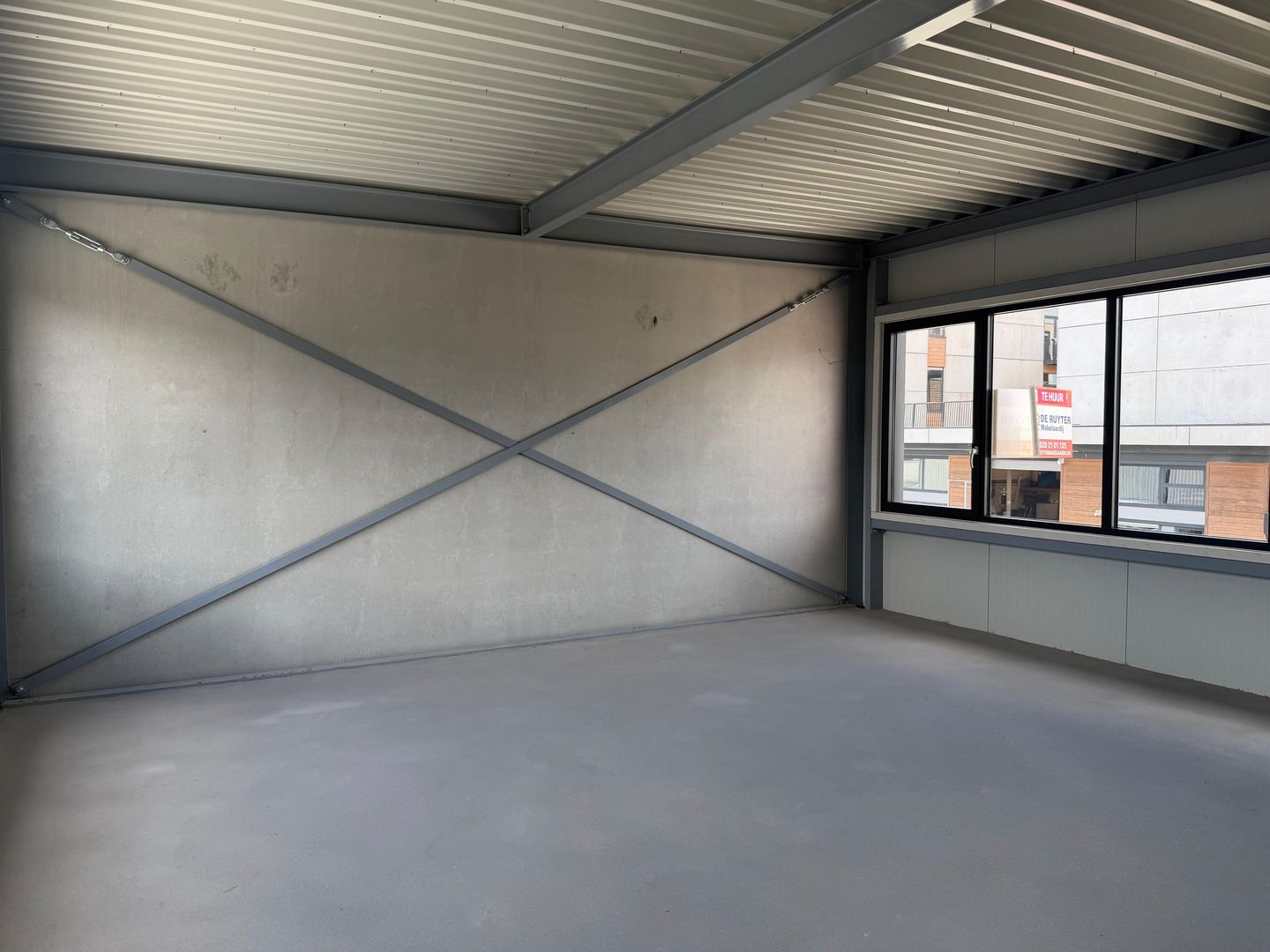 View photo 4 of Jan Rebelstraat 19-G13