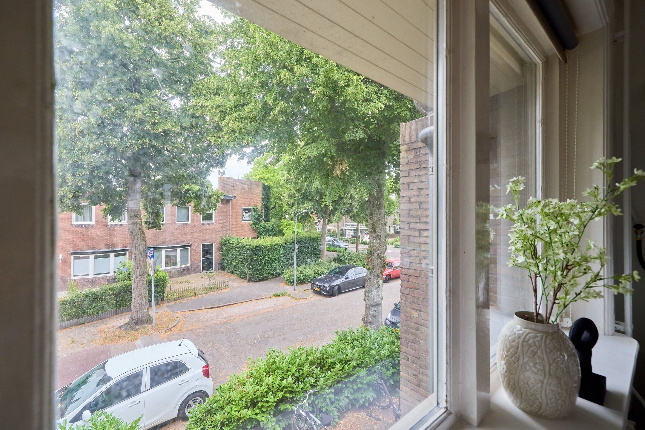Photo 9 of Huygensstraat 27-C