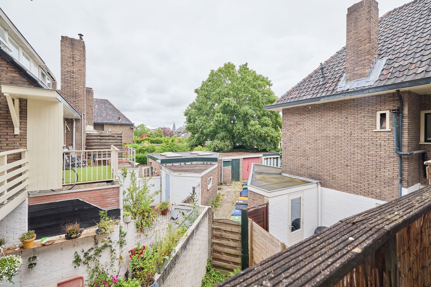 Photo 19 of Huygensstraat 27-C