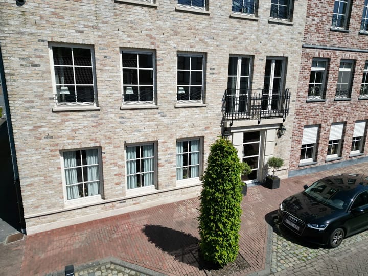Foto 4 van Weststraat 8-001