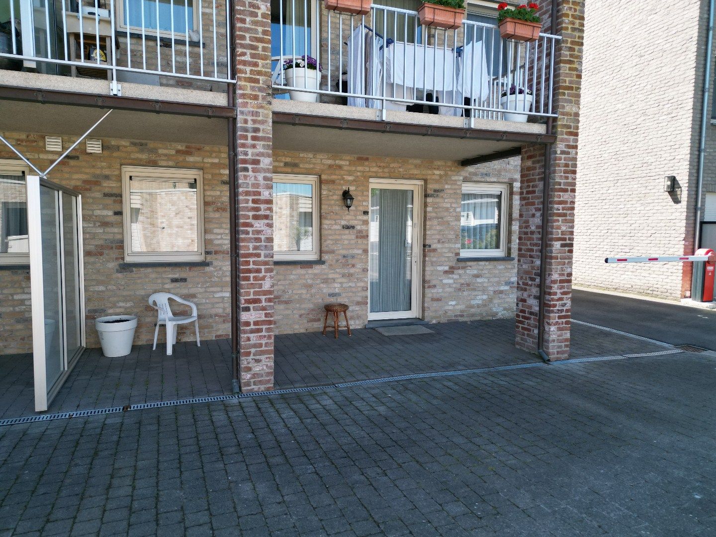 Photo 35 of Weststraat 8-001