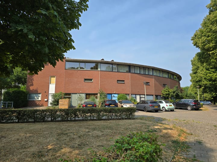 Photo 4 of Jachthoornstraat 3