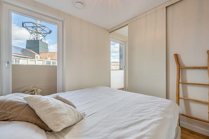 Appartement te koop: Herman Broodhof 2, Zaandijk