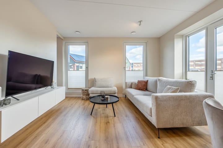 Appartement te koop: Herman Broodhof 2, Zaandijk