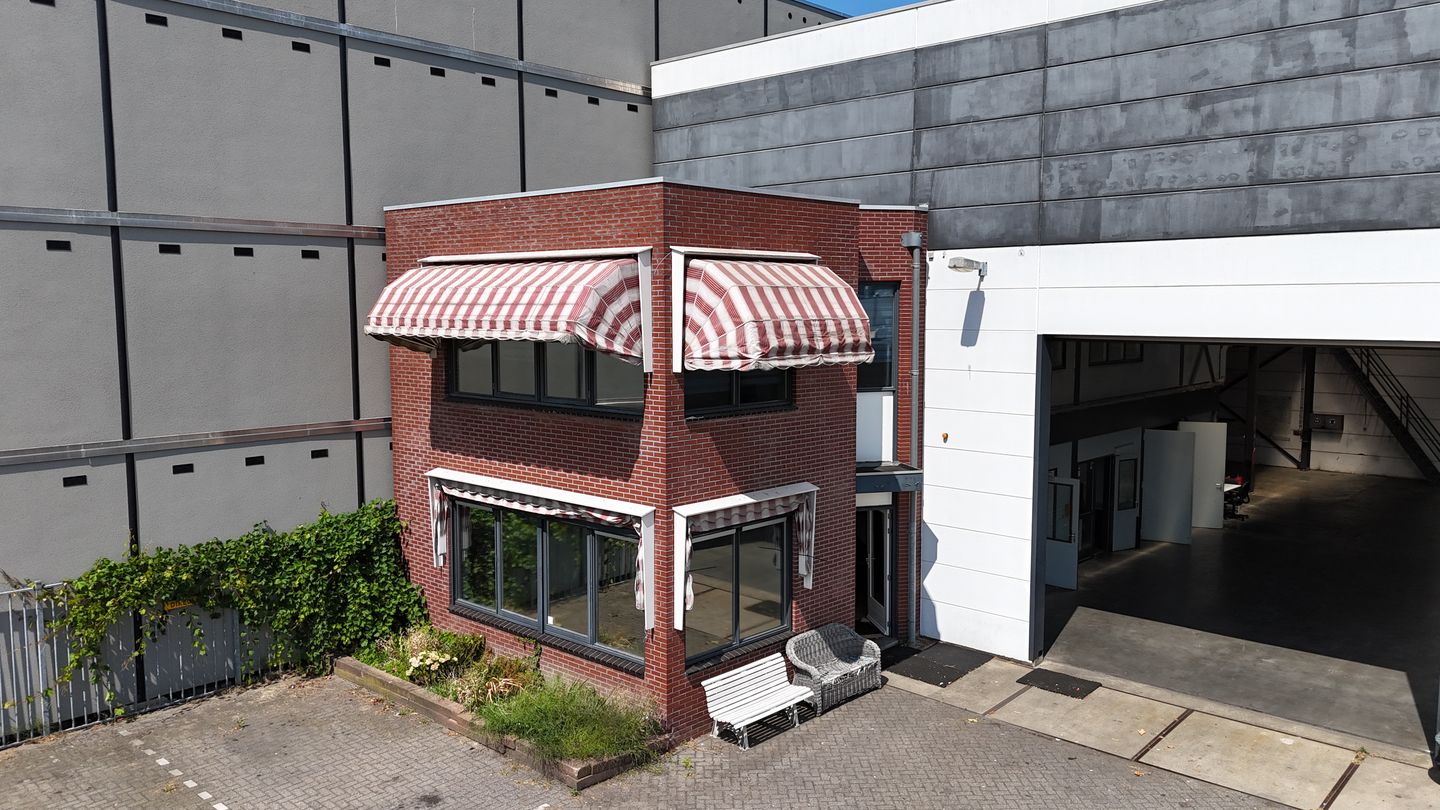 Bekijk foto 4 van Brouwerstraat 1