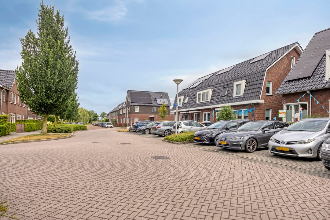 Photo 38 of Iepenlaan 24-A