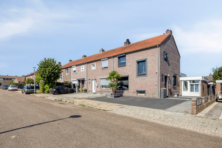 Foto 4 van Bernhardstraat 26