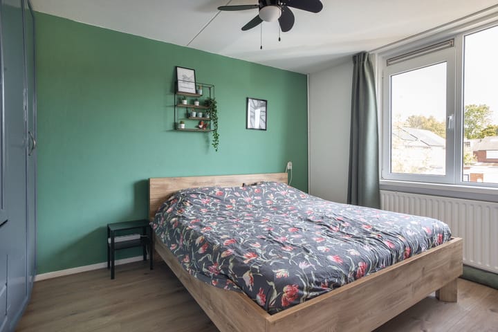 Tussenwoning te koop: Patrijsstraat 18, Sommelsdijk