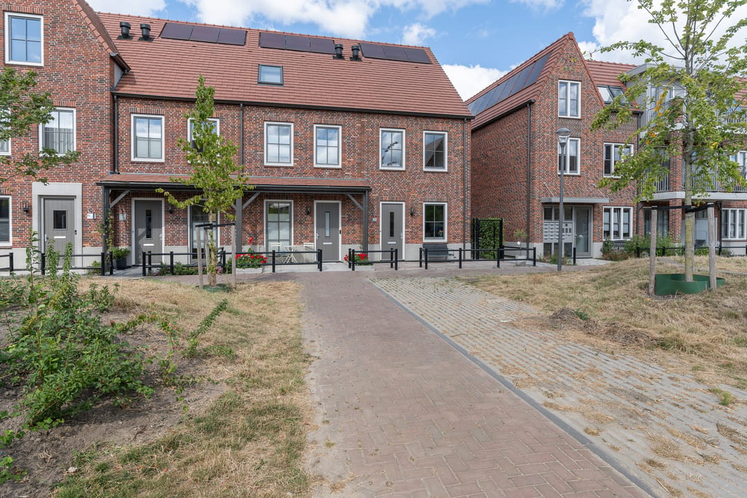 Photo 31 of Notenhout 22