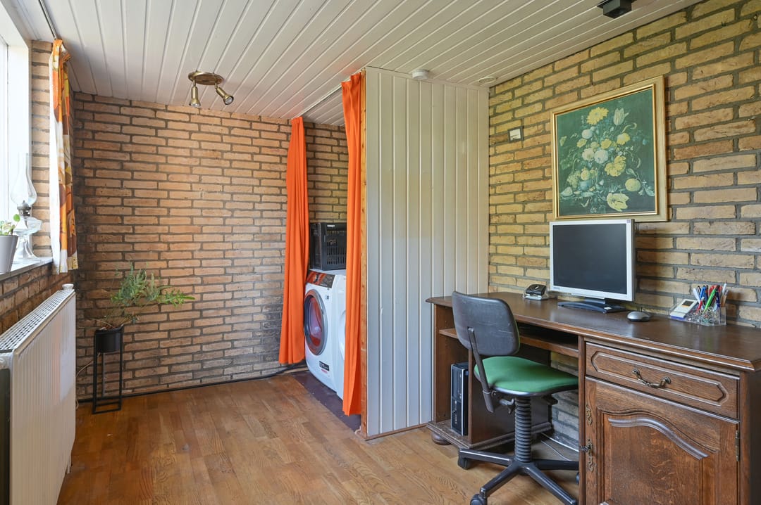 Photo 11 of Margrietstraat 1