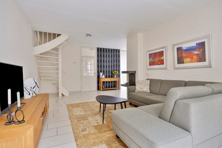 Tussenwoning te koop: Adelbertweg 44, Venray