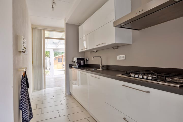 Tussenwoning te koop: Adelbertweg 44, Venray