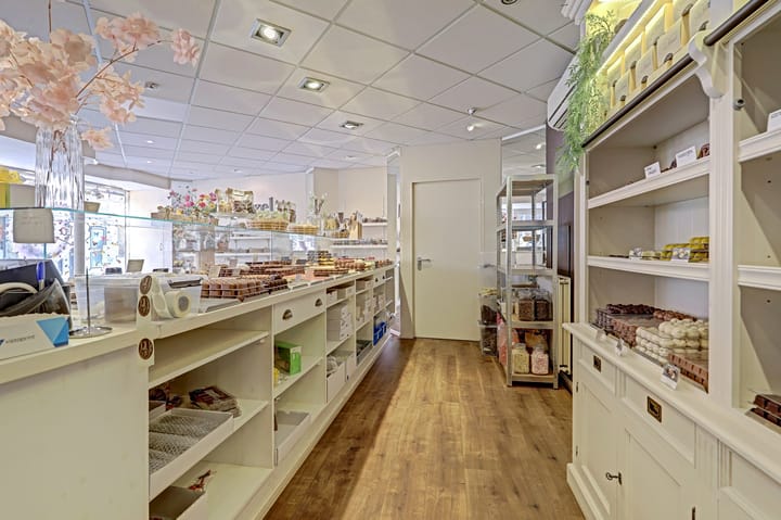 Appartement te koop: Dorpsstraat 94, Renkum