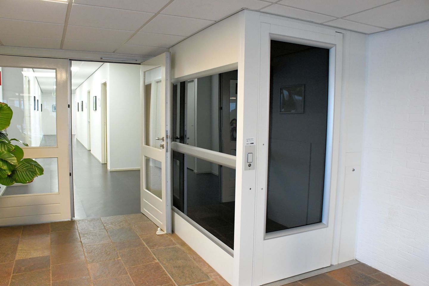 View photo 3 of Marsdiepstraat 621-A
