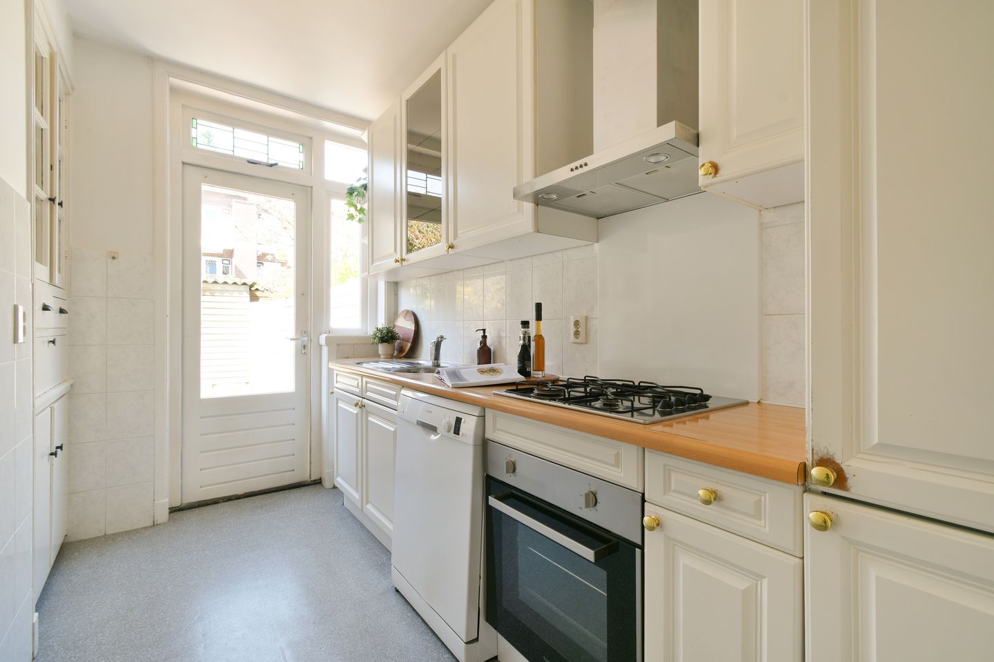 Photo 10 of Marsstraat 25