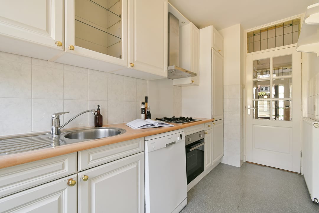 Photo 11 of Marsstraat 25