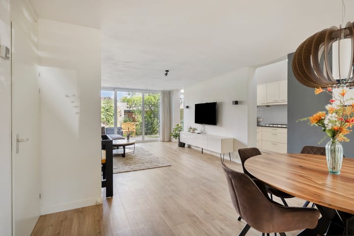 Hoekwoning te koop: Hulstbeemd 18, Valkenswaard