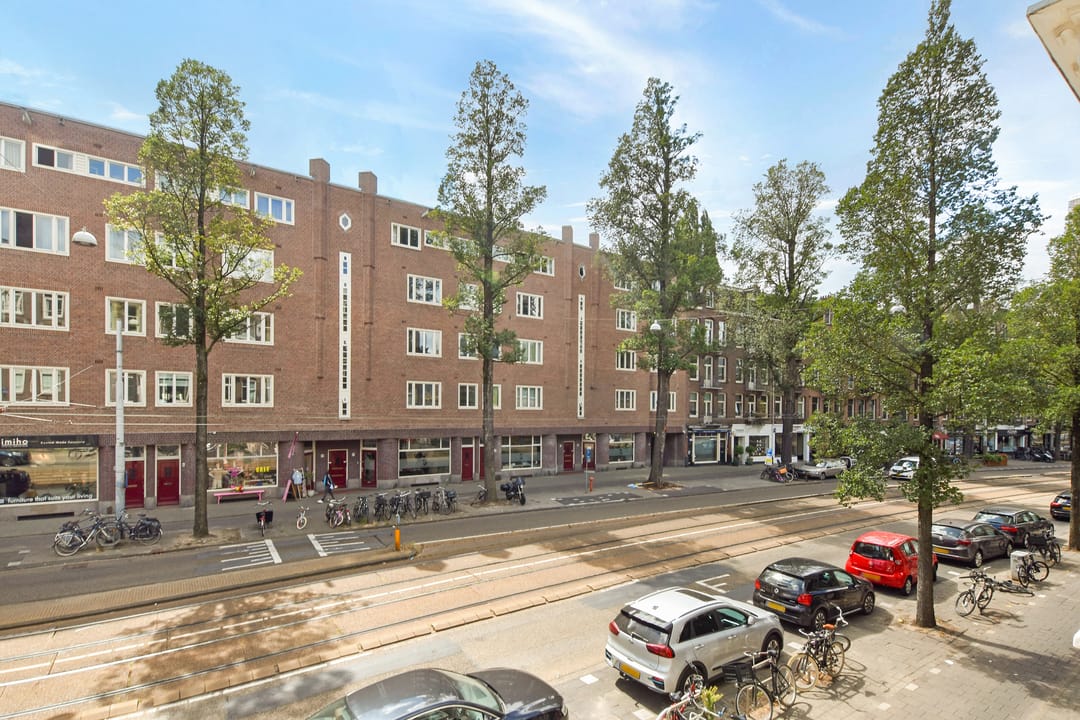 Photo 13 of Roelof Hartstraat 13-1