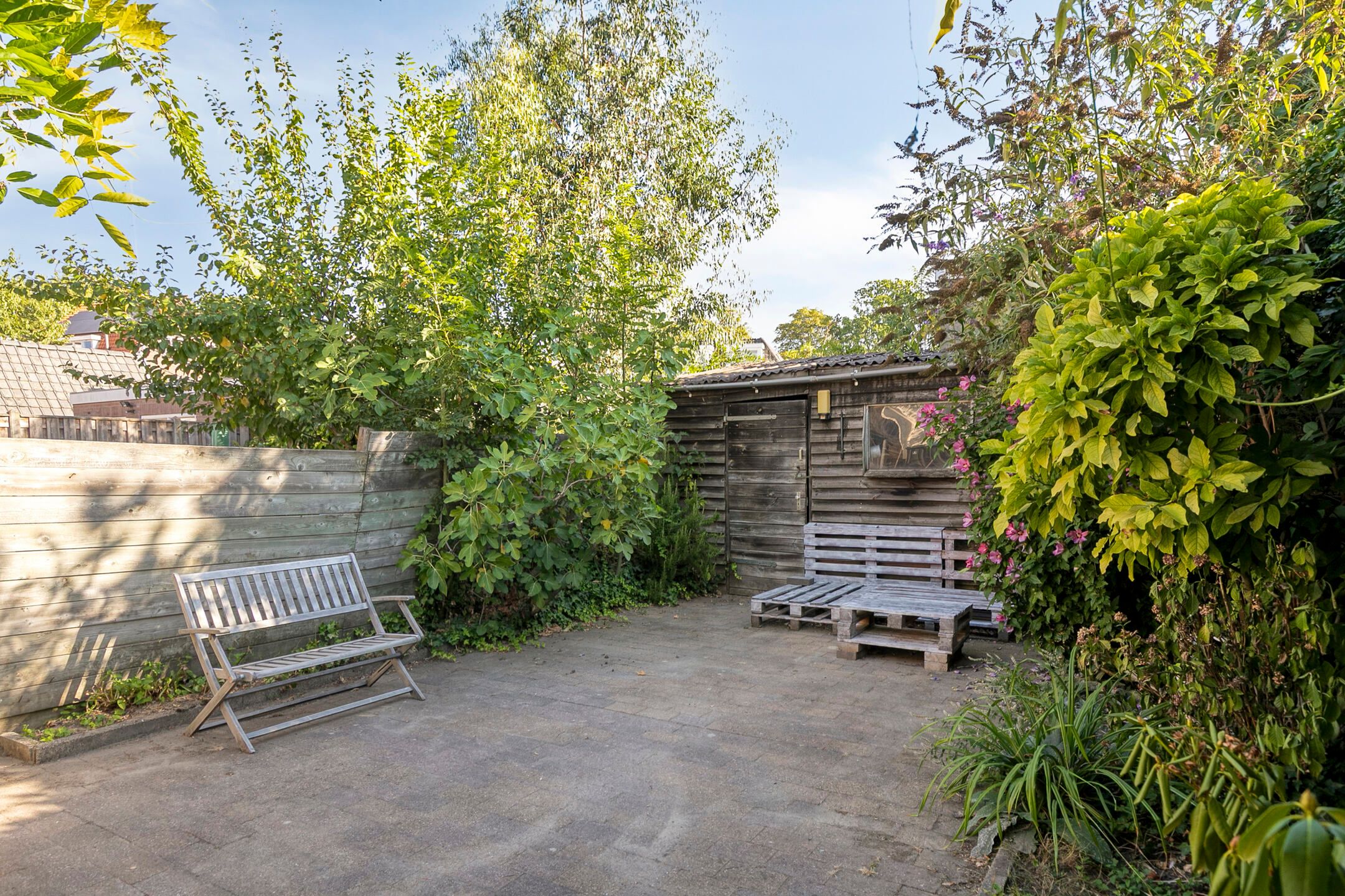 Photo 24 of Emmastraat 14