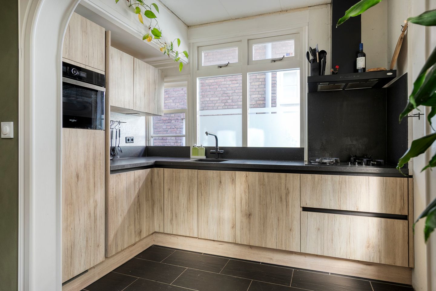 Photo 14 of Emmastraat 14