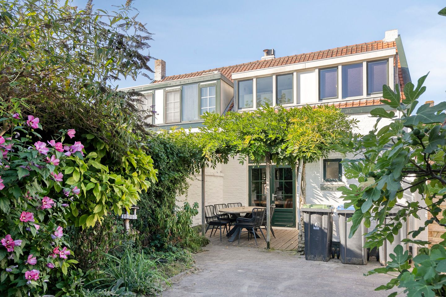 Photo 5 of Emmastraat 14